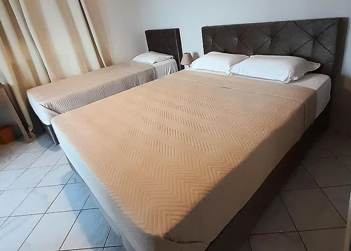 Aggeliki Lägenhet *