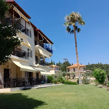 Aggeliki Apartment *