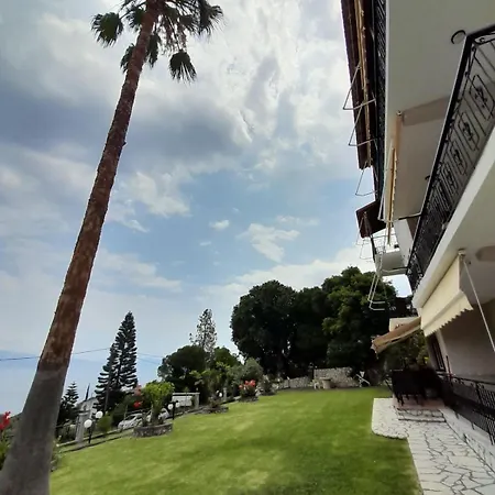 아파트 Aggeliki *